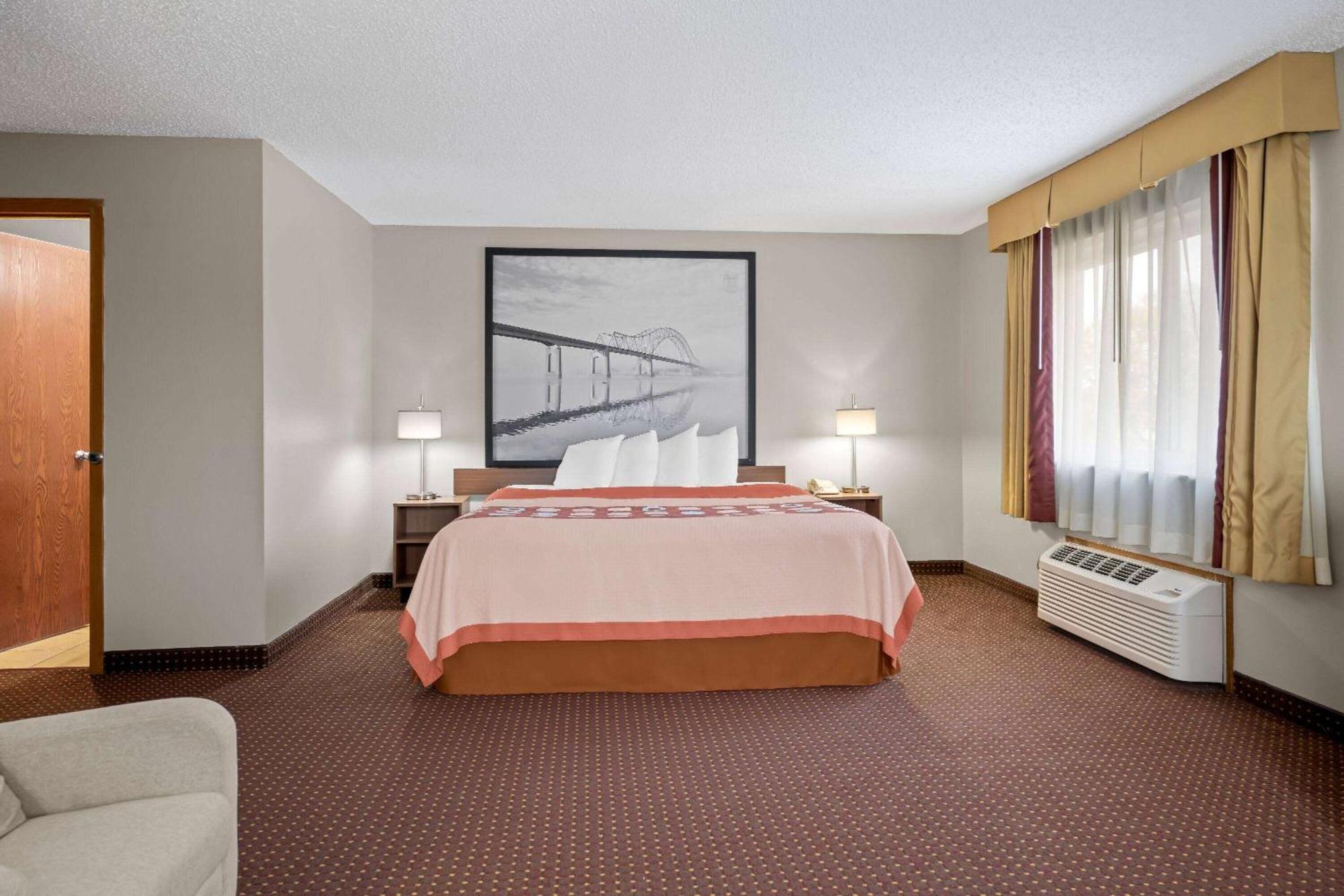 Super 8 By Wyndham Waverly Exterior foto